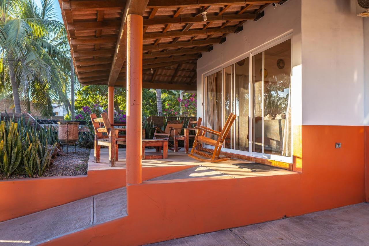 Casa Belen - Beautiful Beach View Home On Stone Island Isla La Piedra Exterior photo