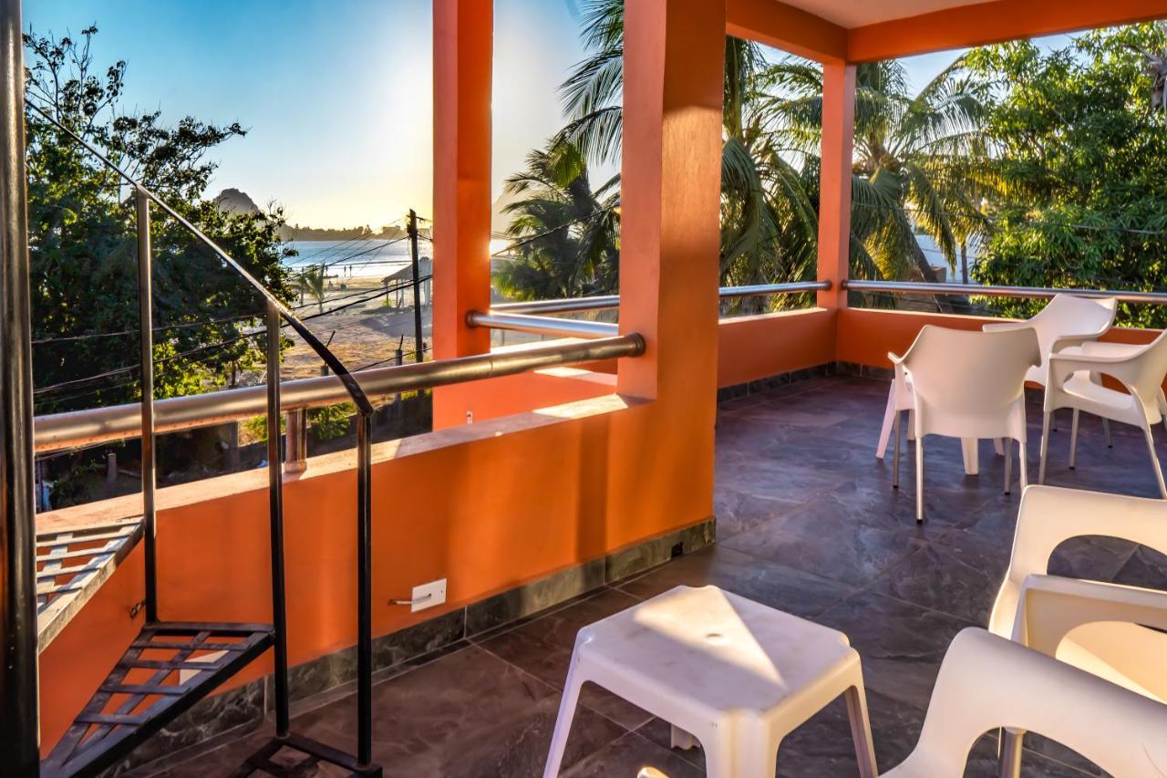 Casa Belen - Beautiful Beach View Home On Stone Island Isla La Piedra Exterior photo